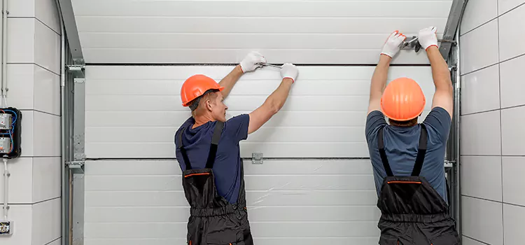Choose Us for Your Garage Door Needs in Universal City