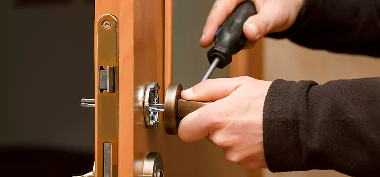 Semi Truck Locksmith Universal City